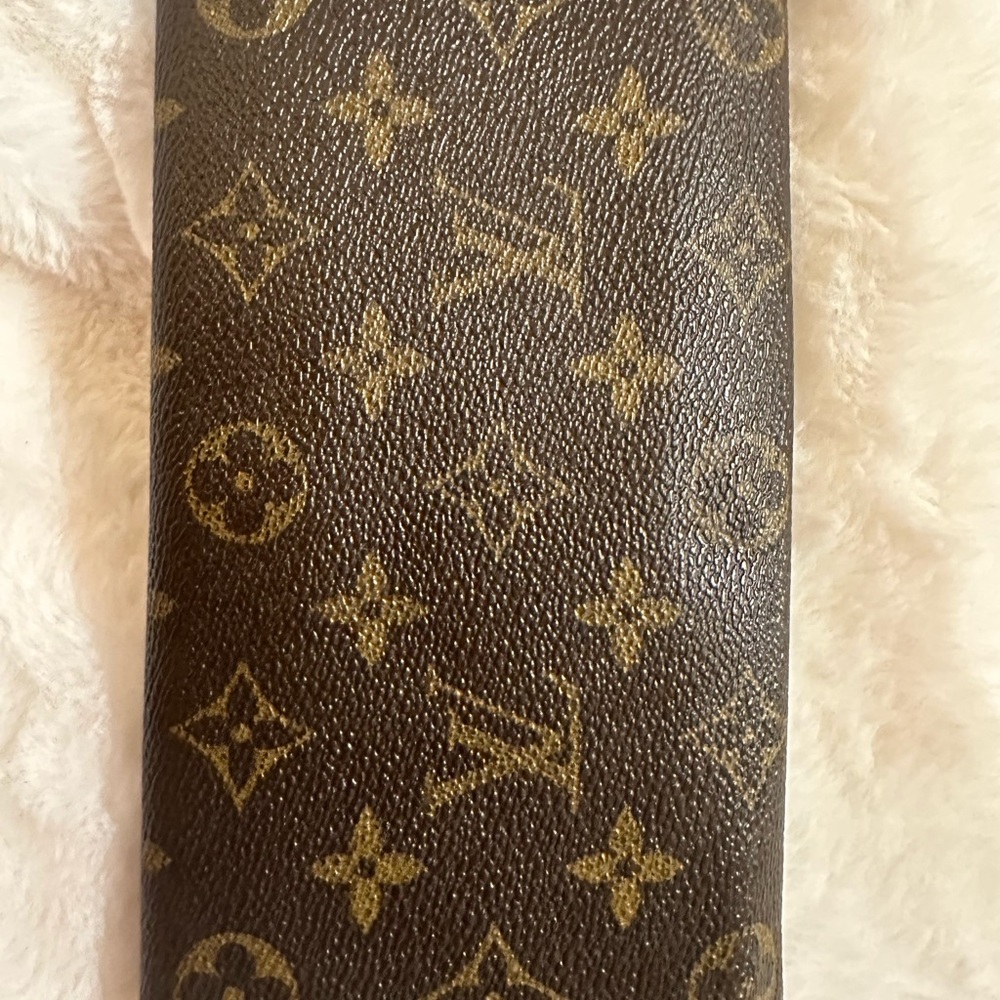 Louis Vuitton Monogram Wallet - Picture 2 of 12